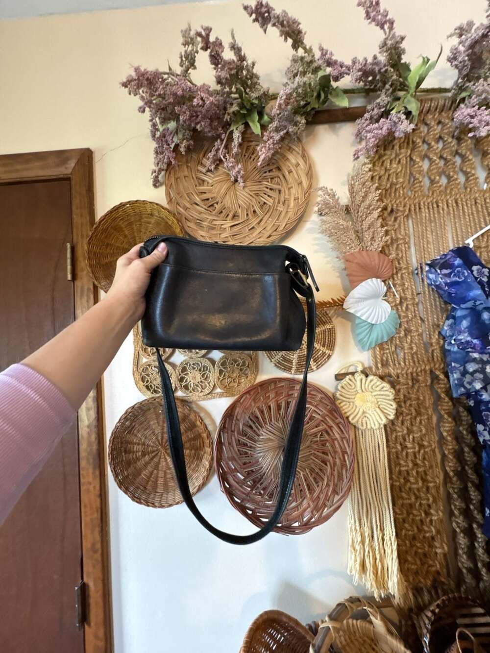 Vintage Coach Legacy Pocket Zip Hobo Crossbody Bag Black Leather #9136